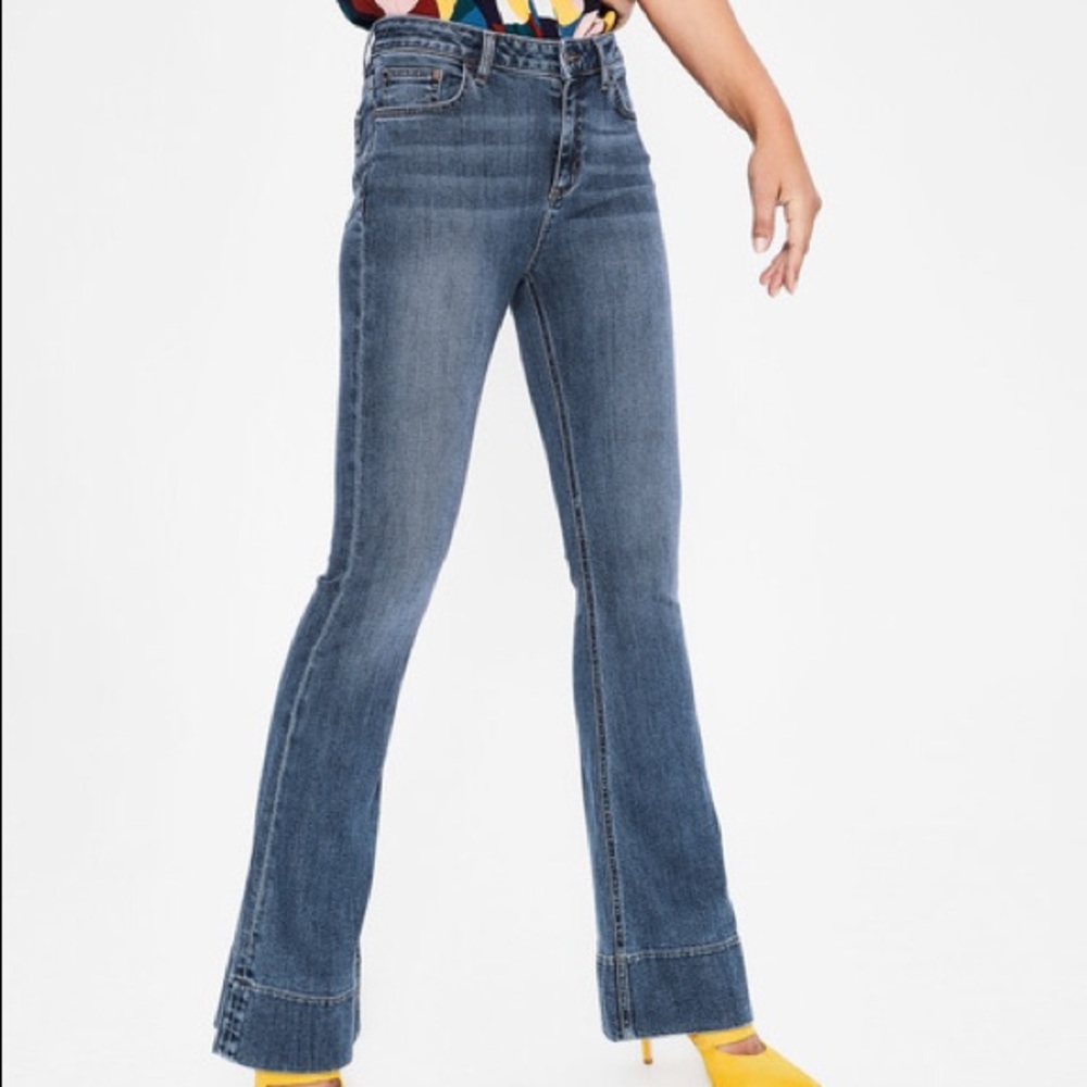 Boden The Heswall Flare Mid-Vintage Y2K Jeans 4P